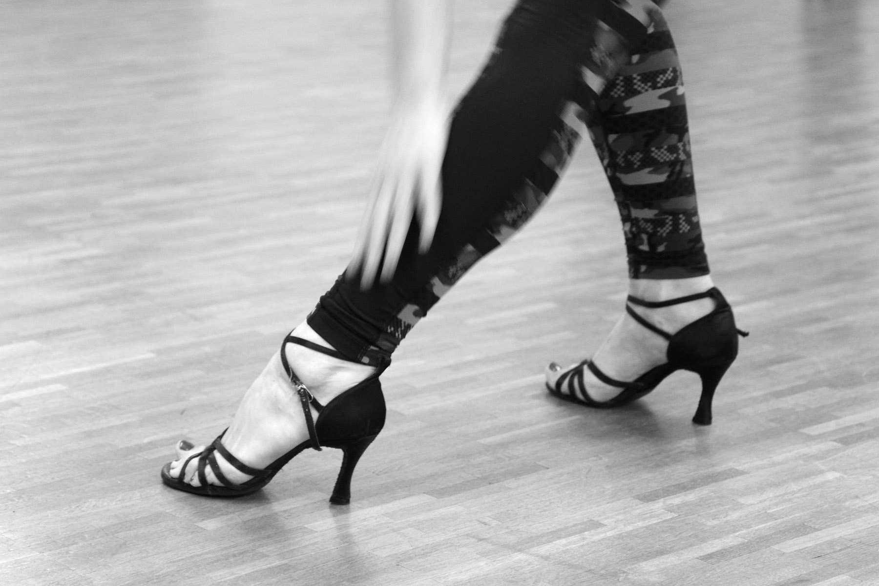 high heels dance